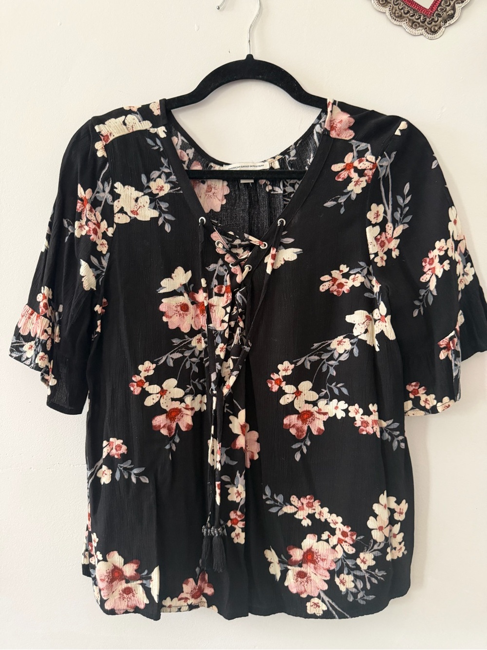 American Eagle Outfitters Black Floral Lace-Up V-Neck Blouse